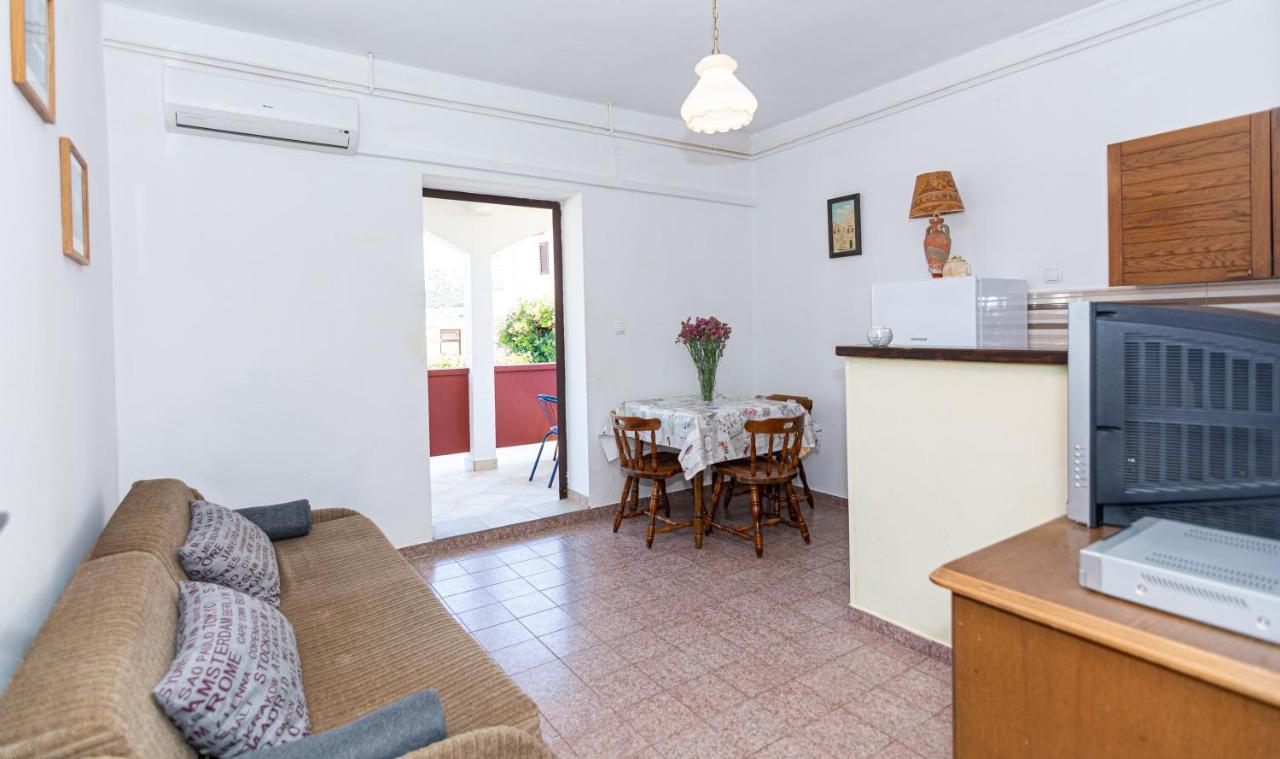 Apartment Plemic พาก ภายนอก รูปภาพ